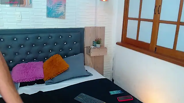 Tribilin ht online show from February 5, 8:35 pm