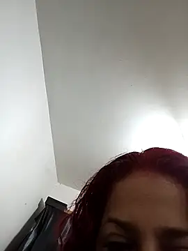 LAPOTRA 04 online show from November 1, 5:04 pm