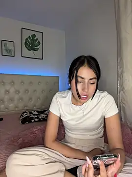 BIJOU SECRET online show from May 20, 4:40 am