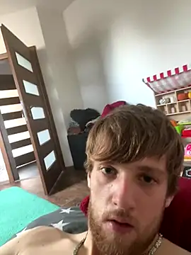 Snapshot of PetrTucnak chatting on November 8, 7:41 am PetrTucnak online show from November 8, 7:41 am