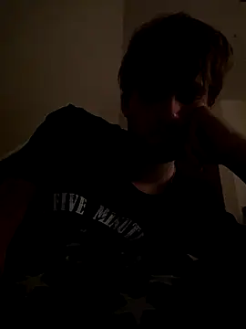 Snapshot of PetrTucnak chatting on November 9, 7:56 pm PetrTucnak online show from November 9, 7:56 pm