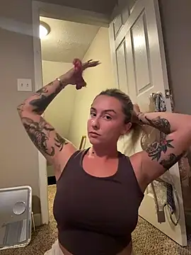 bratfigure online show from October 30, 5:31 am