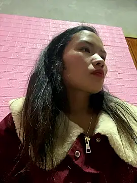 Snapshot of Yunzang chatting on February 13, 12:56 pm Yunzang online show from February 13, 12:56 pm