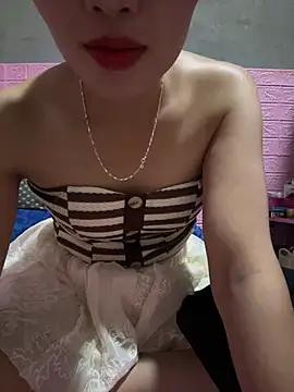 Snapshot of Yunzang chatting on May 16, 12:15 pm Yunzang online show from May 16, 12:15 pm