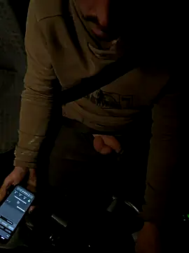 Snapshot of davi73d chatting on November 4, 5:01 pm davi73d online show from November 4, 5:01 pm