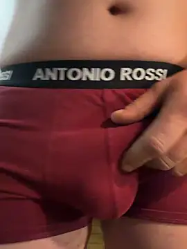 Snapshot of davi73d chatting on November 30, 4:05 am davi73d online show from November 30, 4:05 am