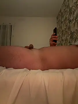 davi73d online show from February 26, 12:09 am