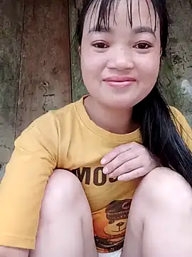 Noelle-e online show from March 28, 11:15 pm