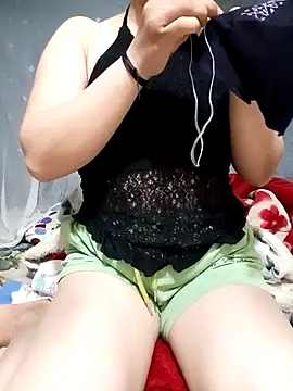 Phoena-a online show from May 9, 1:16 pm