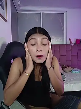 YeseniaRodriguez3 online show from May 14, 12:45 pm