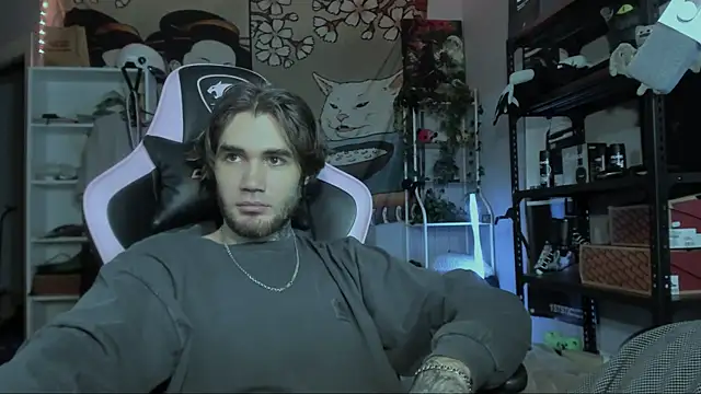 Go V Cs online show from November 7, 6:19 pm