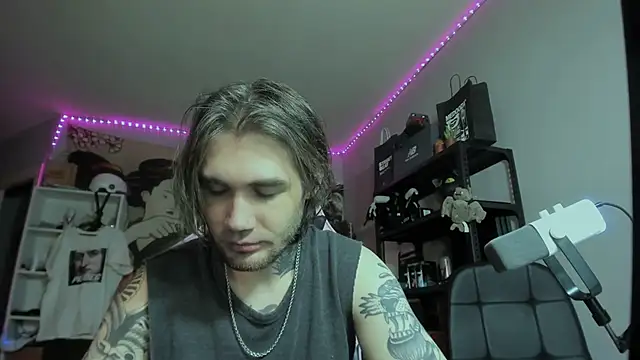 Go V Cs online show from February 6, 11:30 pm