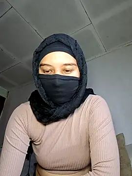 Snapshot of AmirahZahra_ chatting on October 28, 2:20 pm AmirahZahra online show from October 28, 2:20 pm