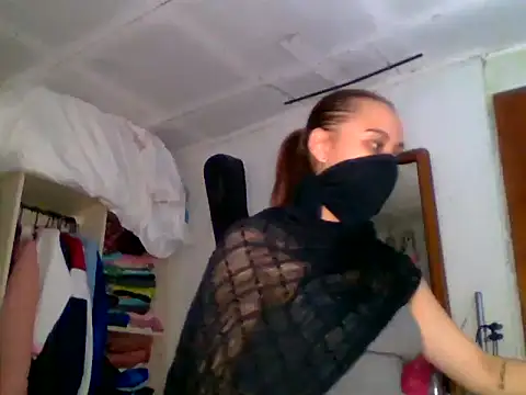 Snapshot of AmirahZahra_ chatting on November 2, 8:00 pm AmirahZahra online show from November 2, 8:00 pm