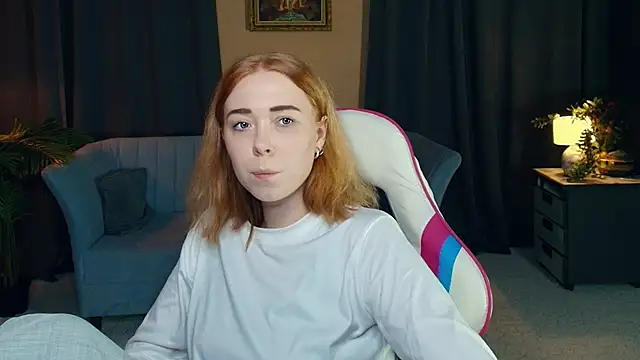 AddieOsler online show from December 4, 9:01 pm