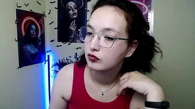 Snapshot of MissAriaa chatting on October 27, 1:26 pm MissAriaa online show from October 27, 1:26 pm