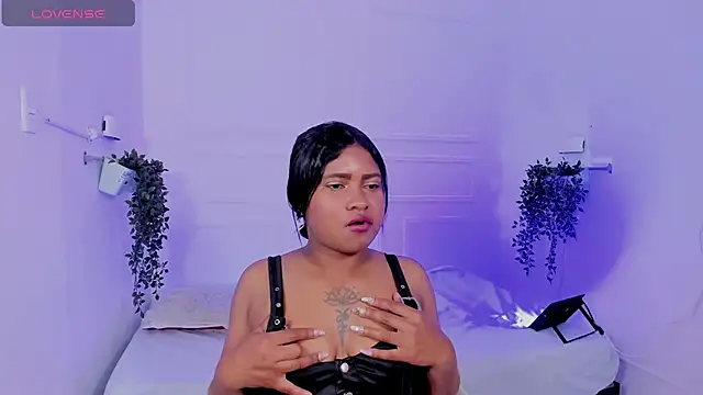 Snapshot of Anyelikluz91 chatting on November 2, 4:15 am Anyelikluz91 online show from November 2, 4:15 am