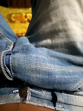 Snapshot of sajjadulzz chatting on April 4, 4:26 pm sajjadulzz online show from April 4, 4:26 pm