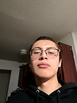 Snapshot of alexismar28 chatting on October 27, 4:55 pm alexismar28 online show from October 27, 4:55 pm