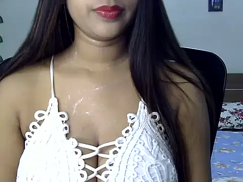 Snapshot of JOOOYY_ chatting on November 4, 4:06 pm JOOOYY online show from November 4, 4:06 pm