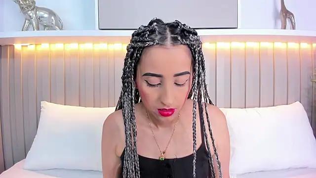 violett rabbit  online show from November 13, 7:46 pm