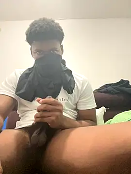 Snapshot of MetalFable chatting on October 30, 4:47 am MetalFable online show from October 30, 4:47 am