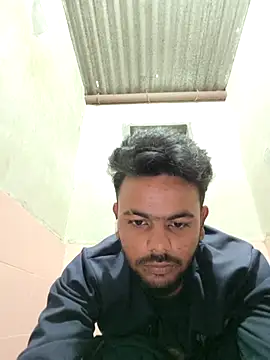 Snapshot of devil_boy_0909 chatting on November 29, 2:36 am devil boy 0909 online show from November 29, 2:36 am