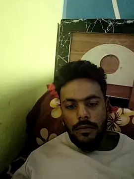 Snapshot of devil_boy_0909 chatting on December 3, 4:16 pm devil boy 0909 online show from December 3, 4:16 pm