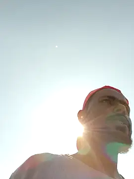 Snapshot of devil_boy_0909 chatting on December 17, 5:24 am devil boy 0909 online show from December 17, 5:24 am