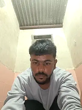 Snapshot of devil_boy_0909 chatting on January 6, 5:16 pm devil boy 0909 online show from January 6, 5:16 pm