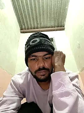 Snapshot of devil_boy_0909 chatting on January 11, 2:16 am devil boy 0909 online show from January 11, 2:16 am