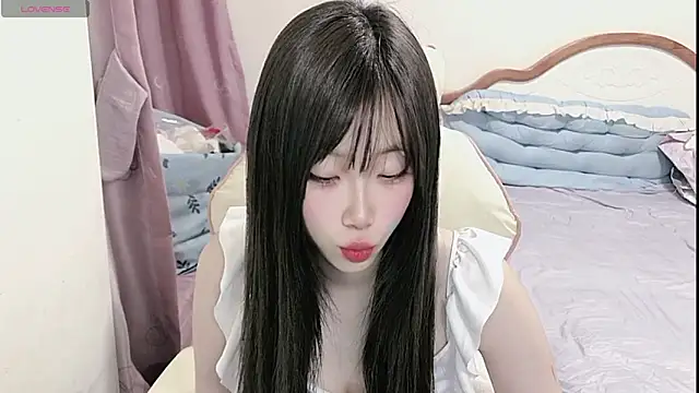 Vivian-88 online show from May 28, 2:53 am