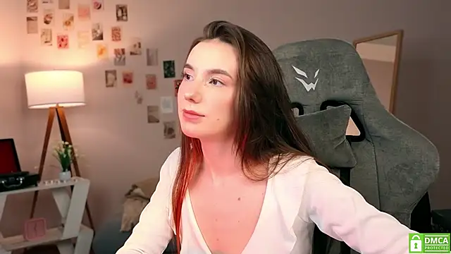 Snapshot of yourfrenchteacher chatting on October 30, 4:25 am yourfrenchteacher online show from October 30, 4:25 am