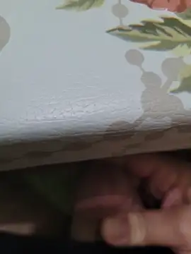 Snapshot of Tincho1051 chatting on March 21, 3:44 am Tincho1051 online show from March 21, 3:44 am