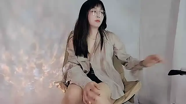 Snapshot of Cherry-666 chatting on March 12, 4:57 pm Cherry-666 online show from March 12, 4:57 pm