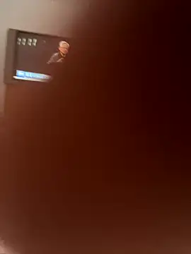 Snapshot of Coolshirt25 chatting on November 2, 1:24 pm Coolshirt25 online show from November 2, 1:24 pm