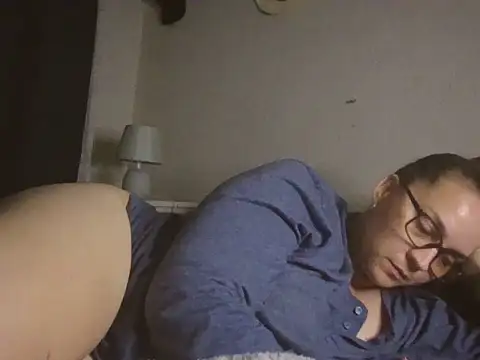 Snapshot of lilMissMarli chatting on November 18, 7:18 pm lilMissMarli online show from November 18, 7:18 pm