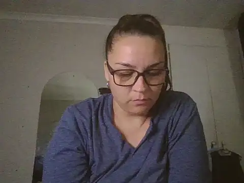 Snapshot of lilMissMarli chatting on November 19, 8:53 pm lilMissMarli online show from November 19, 8:53 pm