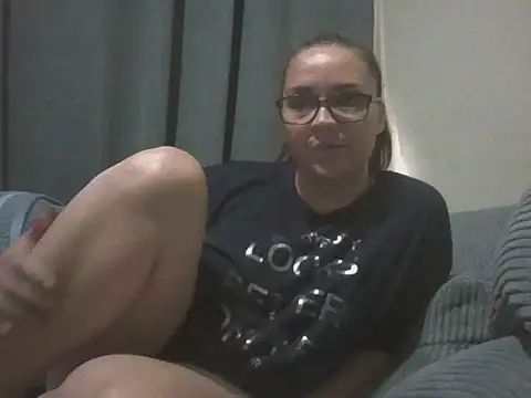 Snapshot of lilMissMarli chatting on November 26, 6:14 am lilMissMarli online show from November 26, 6:14 am