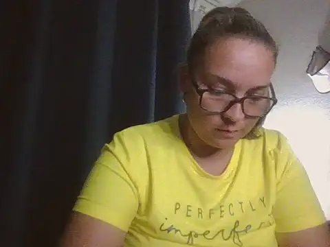 Snapshot of lilMissMarli chatting on January 11, 6:35 pm lilMissMarli online show from January 11, 6:35 pm