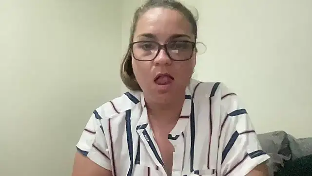 Snapshot of lilMissMarli chatting on January 16, 4:33 pm lilMissMarli online show from January 16, 4:33 pm