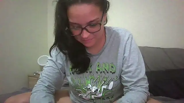 Snapshot of lilMissMarli chatting on March 20, 5:45 am lilMissMarli online show from March 20, 5:45 am