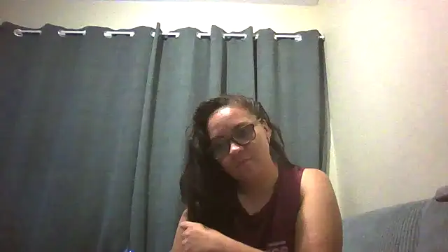 Snapshot of lilMissMarli chatting on March 28, 4:34 am lilMissMarli online show from March 28, 4:34 am
