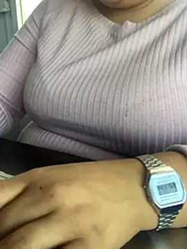 Snapshot of Evil_kitty6 chatting on December 2, 9:10 pm Evil kitty6 online show from December 2, 9:10 pm