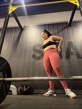 Hannahpradaa  online show from November 21, 6:39 pm