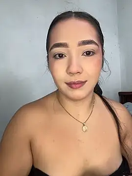 Hannahpradaa  online show from December 4, 2:04 pm