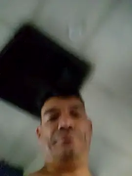 Snapshot of InternalSense88 chatting on October 26, 11:20 pm InternalSense88 online show from October 26, 11:20 pm