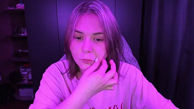 Snapshot of sophia_lix chatting on November 12, 6:19 pm sophia lix online show from November 12, 6:19 pm