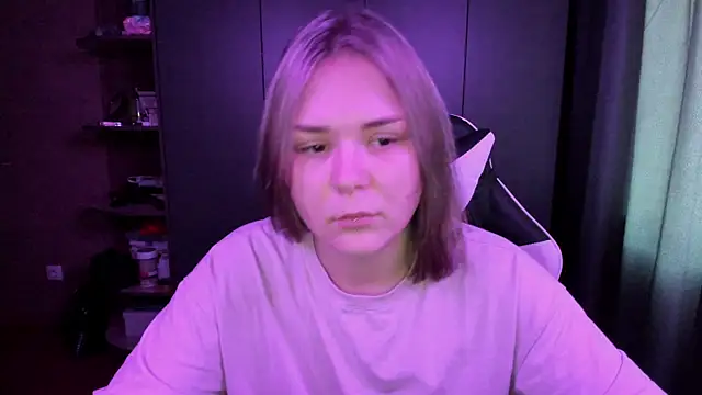 Snapshot of sophia_lix chatting on November 17, 4:51 am sophia lix online show from November 17, 4:51 am