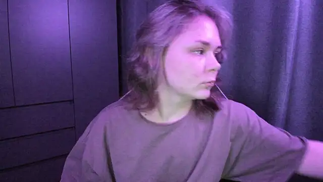 Snapshot of sophia_lix chatting on December 19, 5:31 pm sophia lix online show from December 19, 5:31 pm